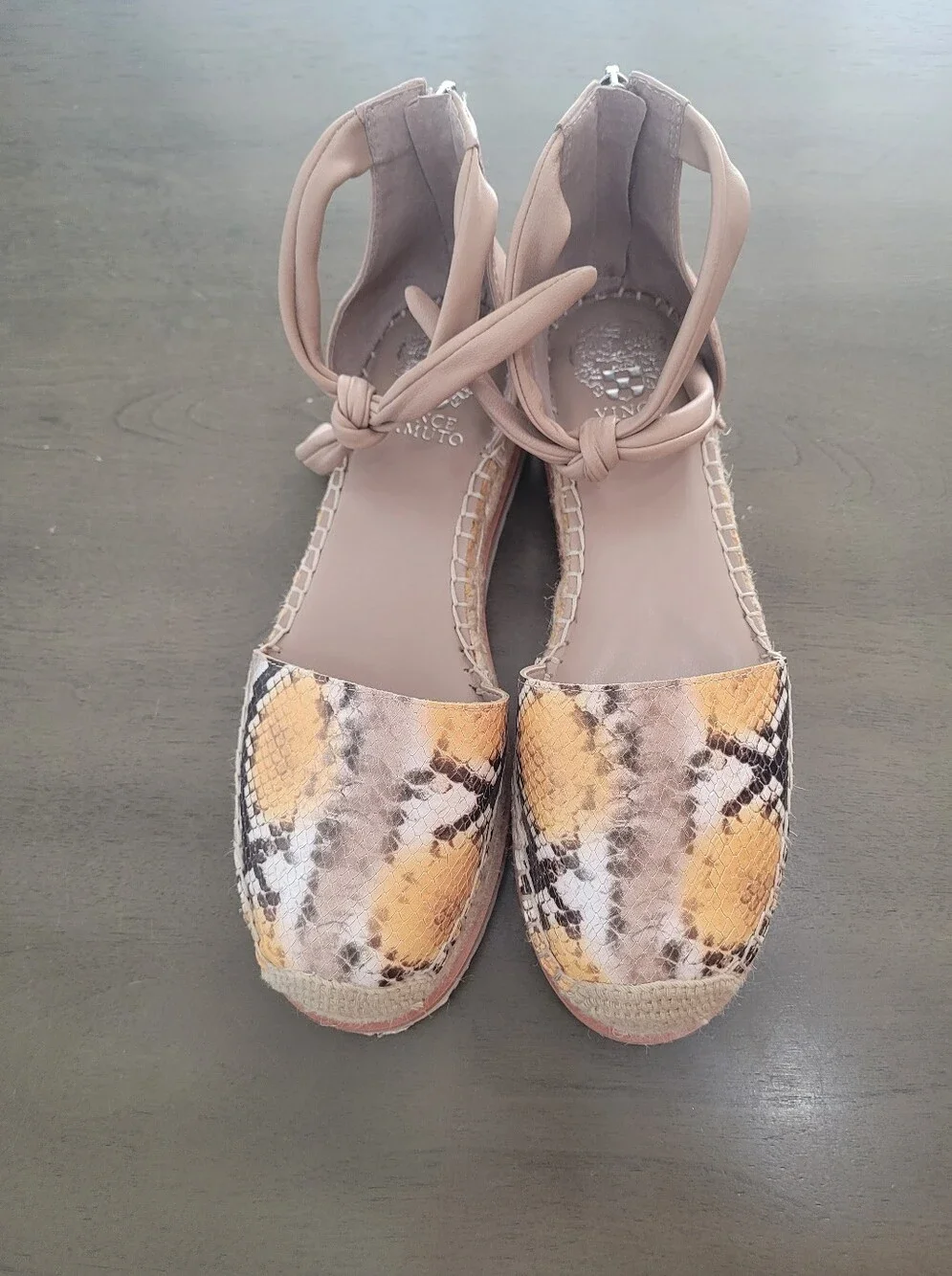 Vince Camuto Snake print Espadrilles Size 8.5